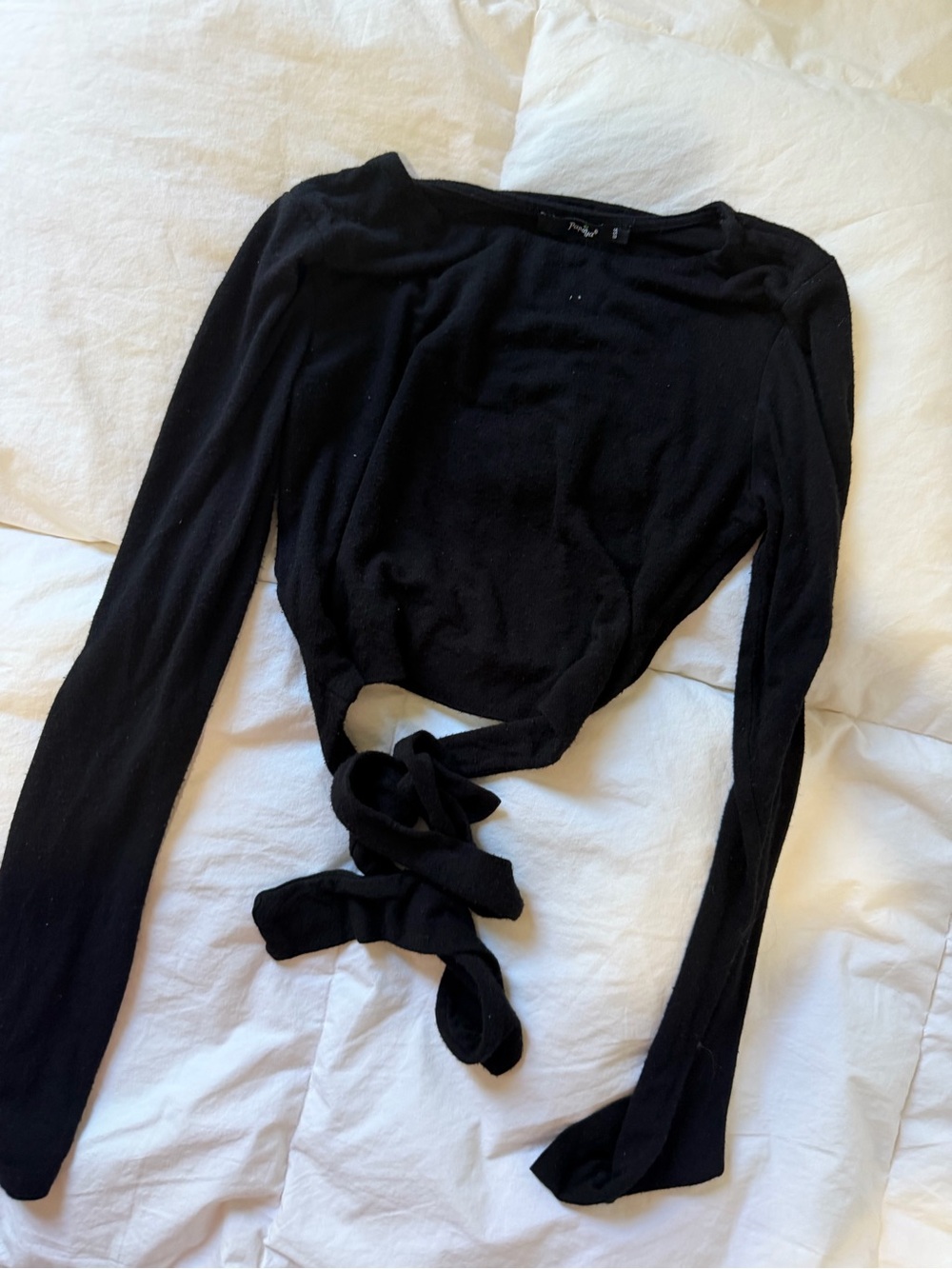 Papaya Black Long-Sleeve Tie Front Crop Top